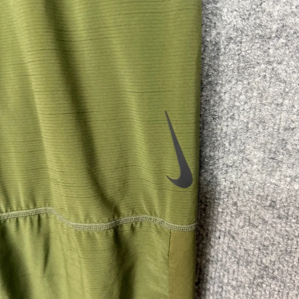 Nike Yoga Dri-FIT Jogger Pants Mens Small Olive Green Tapered CU7378-326